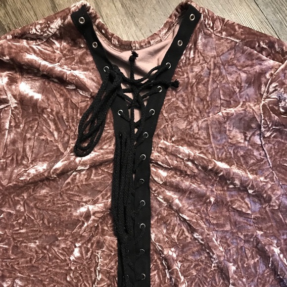 Cute dress Velvety Looking/feeling 😍 - Picture 3 of 8